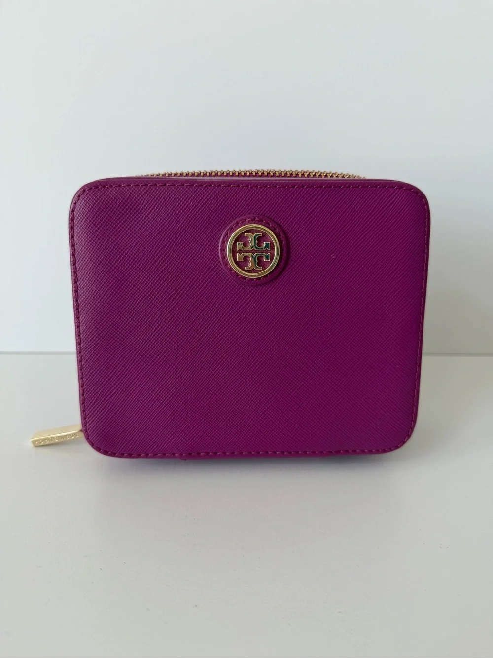 Tory Burch Robinson Travel Jewelry Case in Magenta/Fuchsia